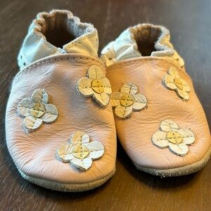 Robeez Pink Leather Baby Slippers